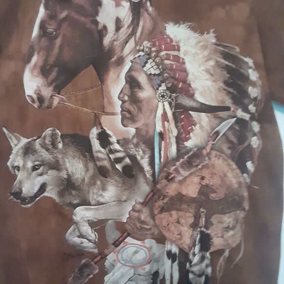 The Mountain Mens L Wolf Horse Native American 2012 Antonia Neshev Cherokee NC - Picture 1 of 8